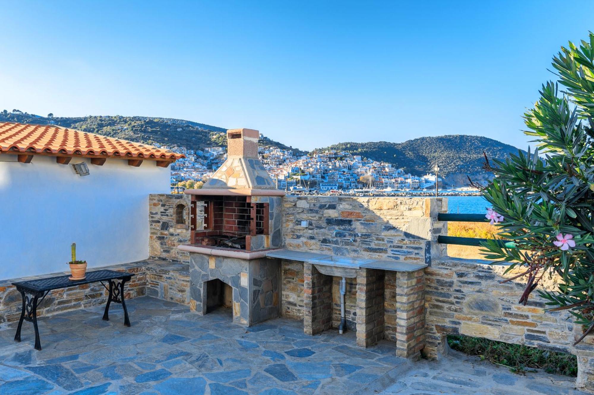 Nikolaos Studios Apartments Skopelos stad Exteriör bild