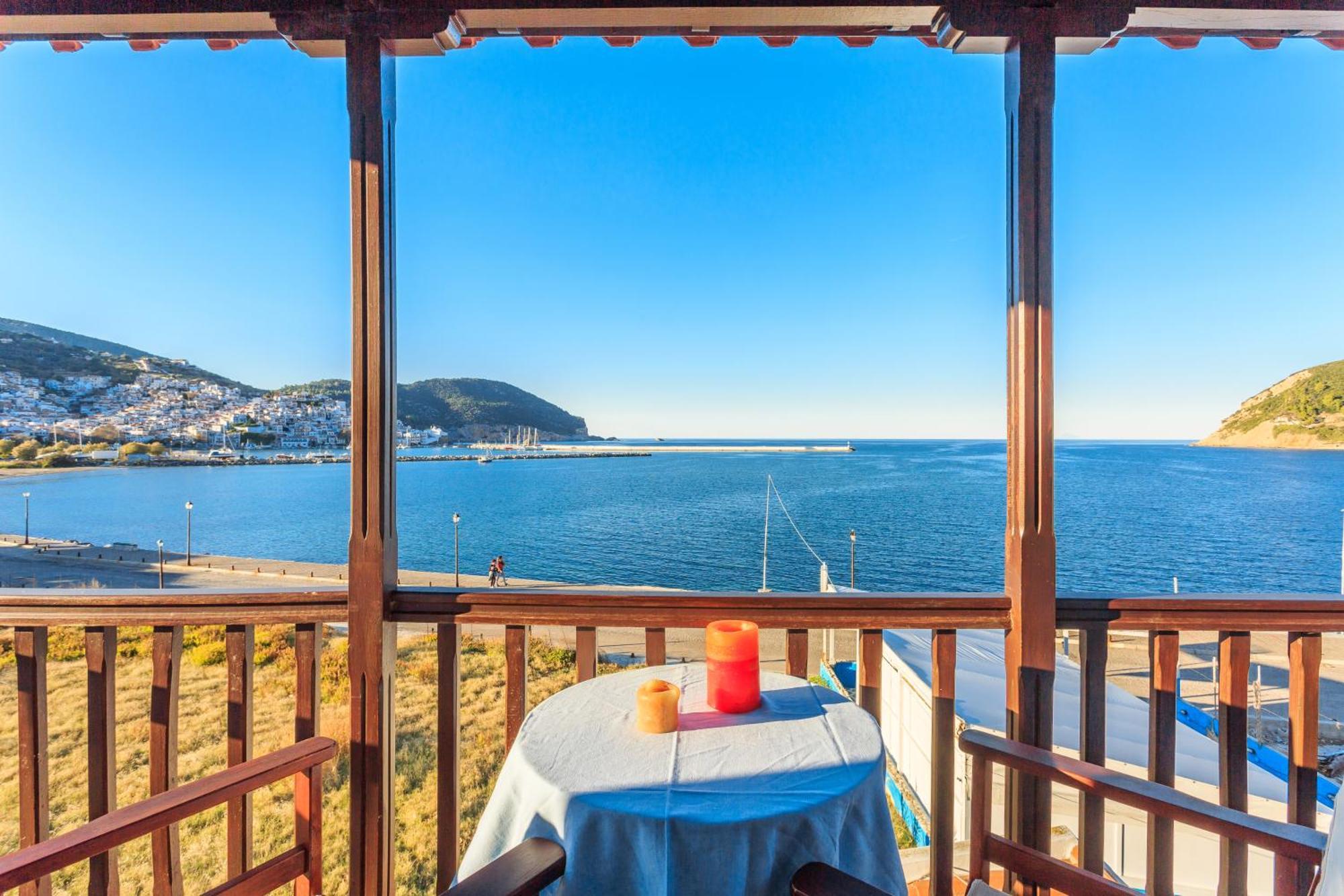 Nikolaos Studios Apartments Skopelos stad Exteriör bild