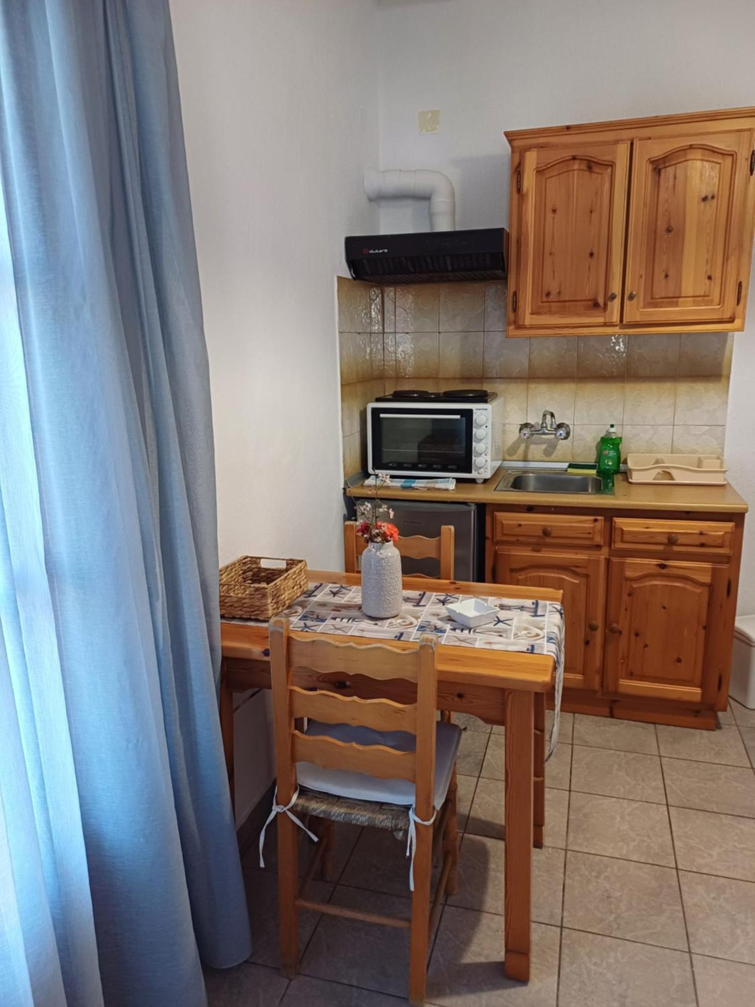 Nikolaos Studios Apartments Skopelos stad Exteriör bild
