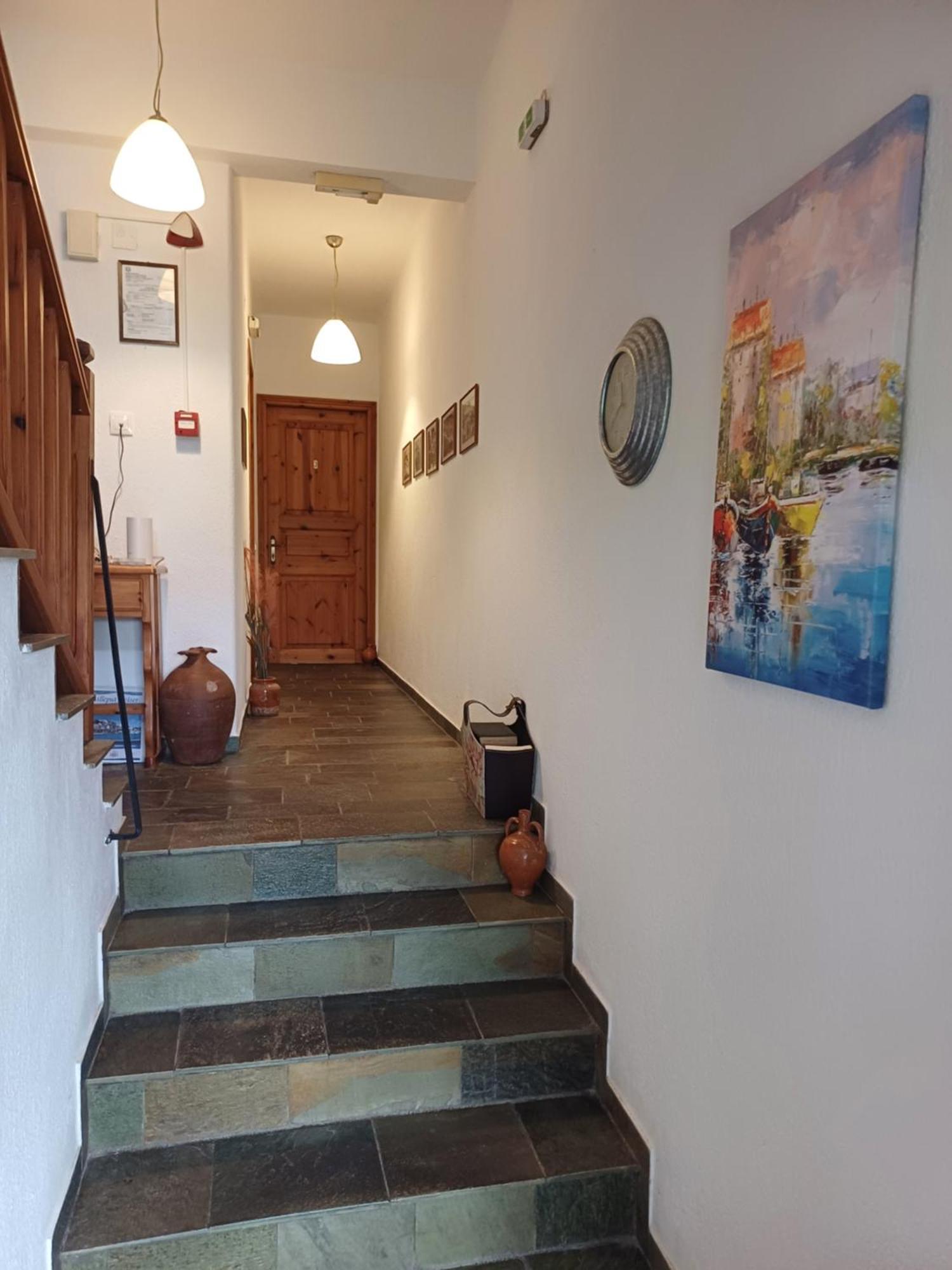 Nikolaos Studios Apartments Skopelos stad Exteriör bild