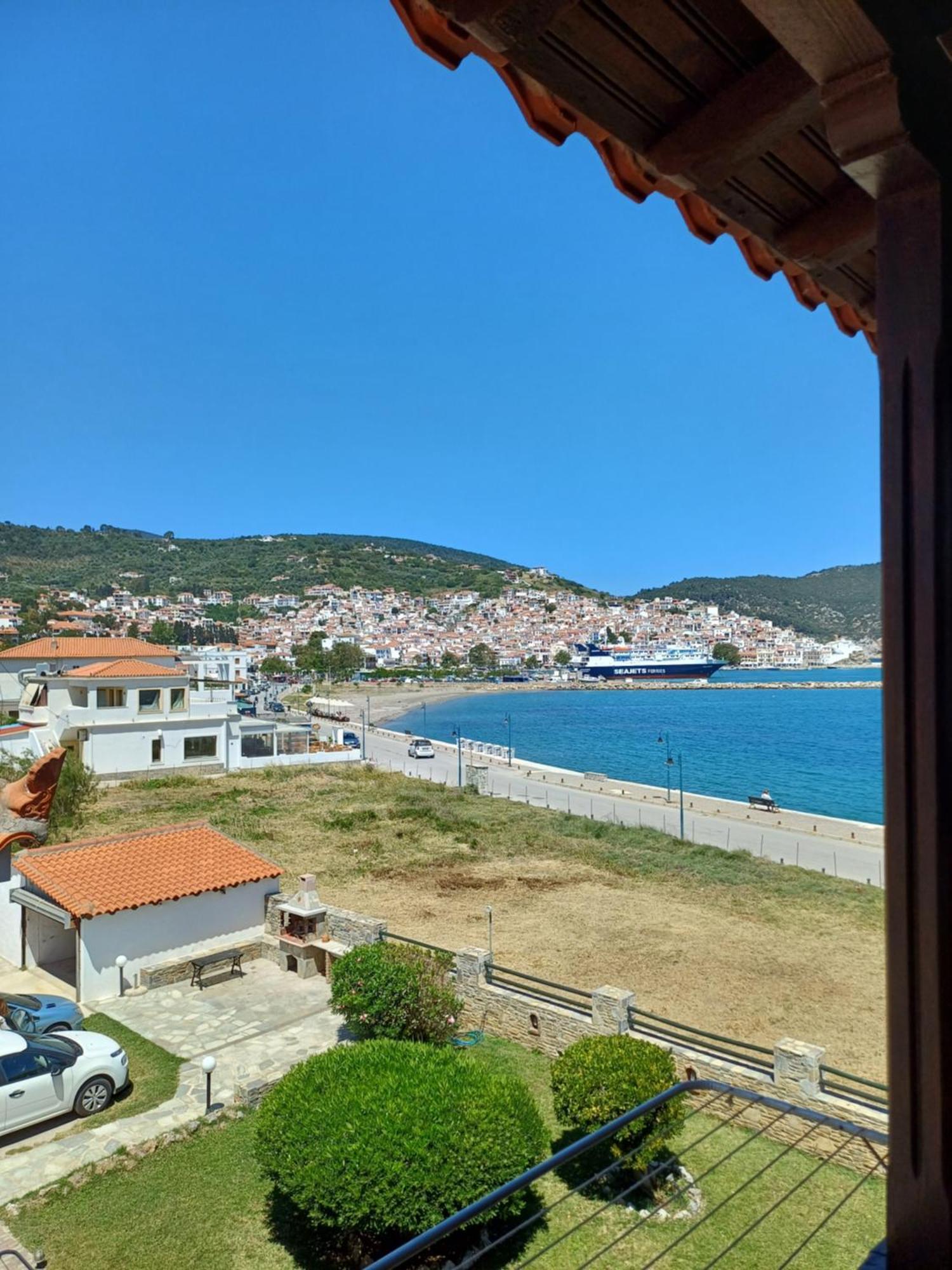 Nikolaos Studios Apartments Skopelos stad Exteriör bild