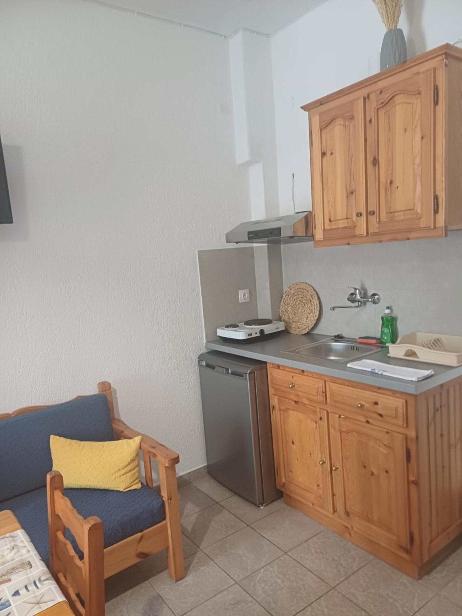 Nikolaos Studios Apartments Skopelos stad Exteriör bild